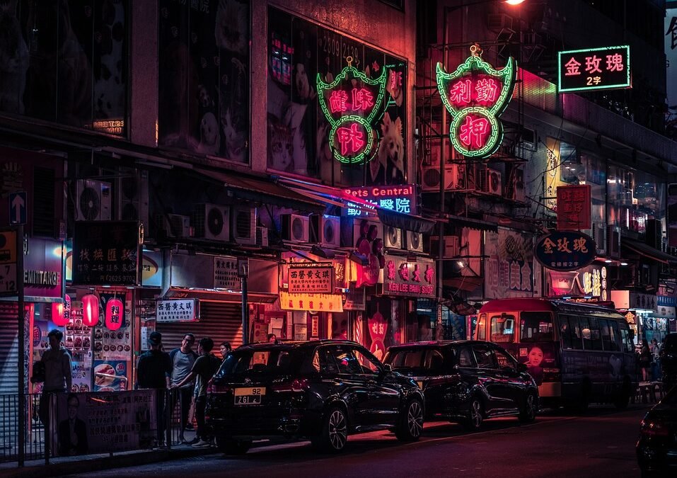 Unleashing Creativity in the OnCyber Metaverse